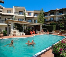 EVA MARE HOTEL & SUITES