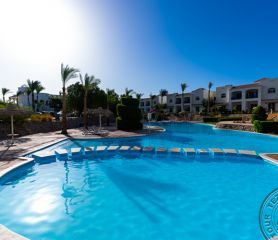 NAAMA BAY HOTEL & RESORT