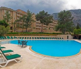 ALEXIUS BEACH HOTEL