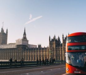 Лондон - Трети март - шестдневна