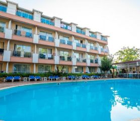 APERION BEACH HOTEL