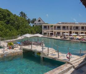 Reef and Beach Resort