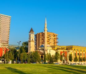 Майски празници в Албания