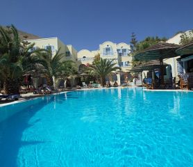 ZEPHYROS HOTEL SANTORINI