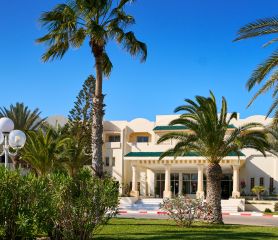 LES QUATRE SAISONS (ex. BAYA BEACH)