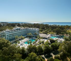 BERRY BLUE HOTEL