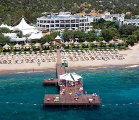Latanya Park Resort