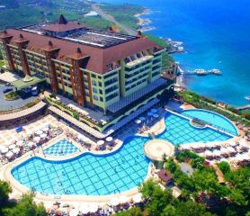 Utopia World Hotel Lux