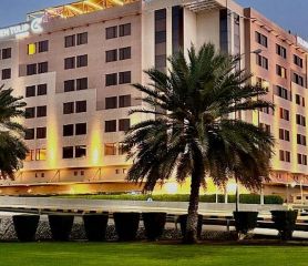 Golden Tulip Muscat