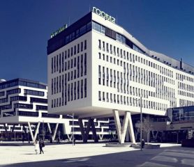 Roomz Vienna Superior или подобен