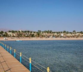 Coral Sea Water World Resort