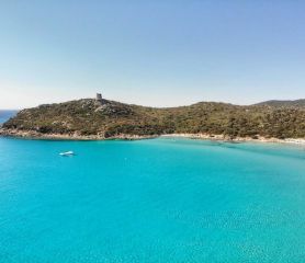 Почивка в тюркоазена Сардиния - полет от София