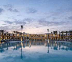 Serry Beach Resort Premium