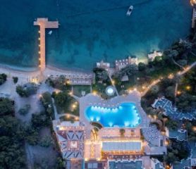 DOUBLETREE BY HILTON ISIL CLUB RESORT