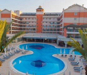 INSULA RESORT