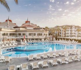 AYDINBEY FAMOUS RESORT
