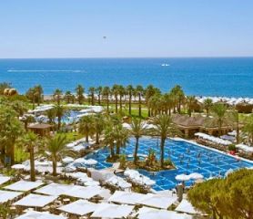CRYSTAL TAT BEACH GOLF RESORT & SPA