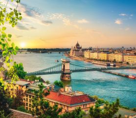 Великден в Будапеща със самолет