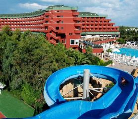 DELPHIN DELUXE RESORT
