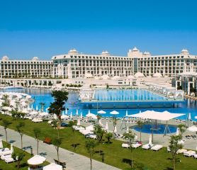 TITANIC DELUXE GOLF BELEK
