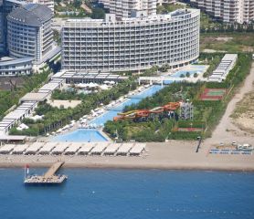 CRYSTAL CENTRO RESORT