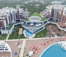 SELECTUM LUXURY RESORT
