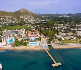 TIANA BEACH RESORT