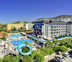 WHITE CITY BEACH HOTEL