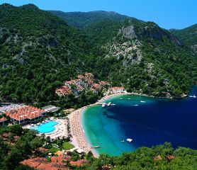 HILLSIDE BEACH CLUB HV